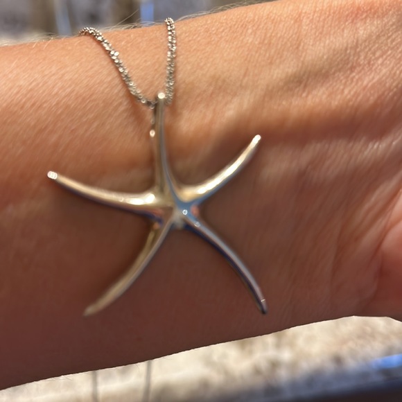 .925 silver starfish necklace. - Picture 7 of 10